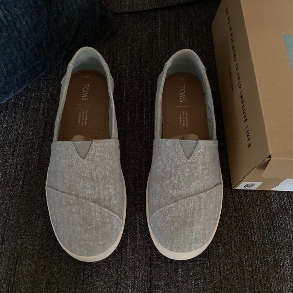 Toms Avalon Drizzle Grey Micro Crosshatch slip on sneaker women's size 8 Grey